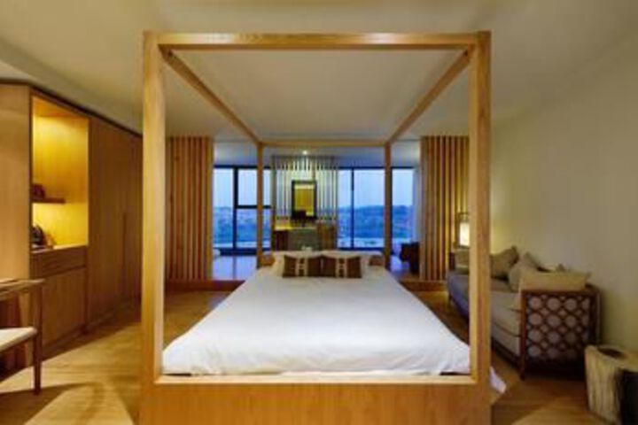 Room 22 of 54