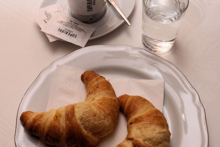 Breakfast/Coffee Service 23 of 33
