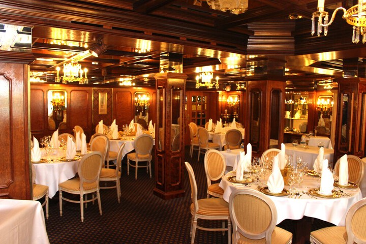 Dining 112 of 122