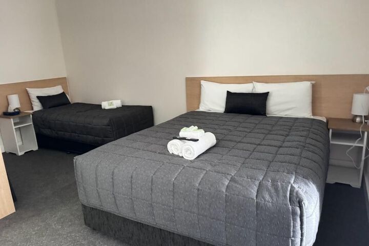 Room 4 of 21