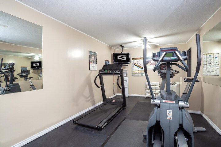 Hotel Gym Photos
