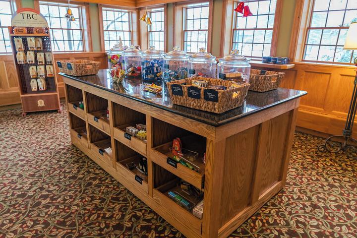 Gift Shop 38 of 64