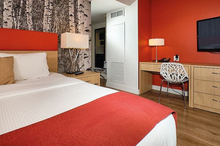 Room 29 of 108