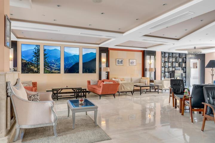 Lobby Entry