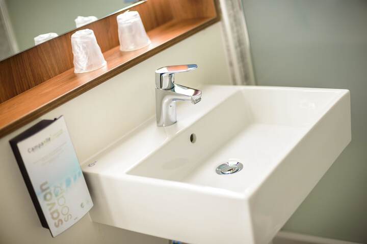 Room amenity