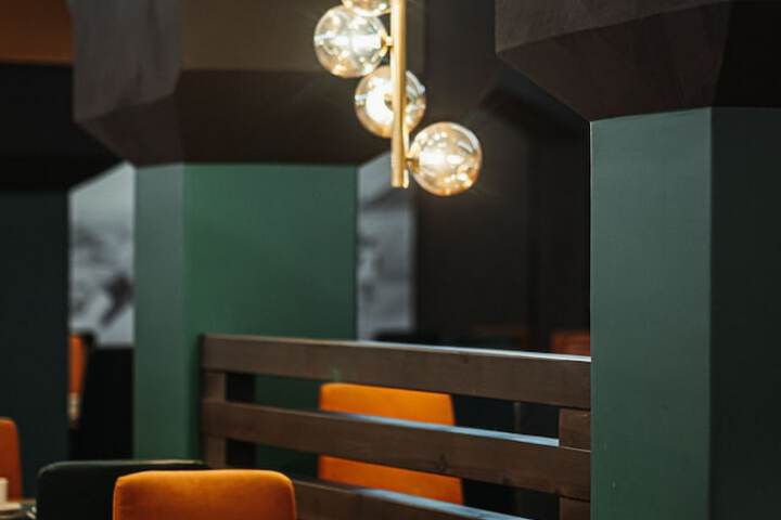 Dining 54 of 70