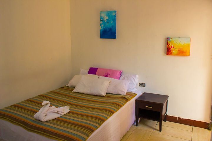 Room 5 of 18
