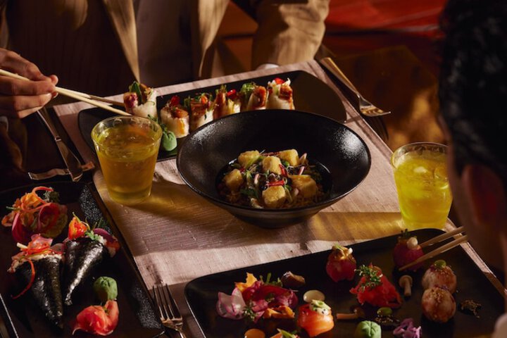 Dining 144 of 208