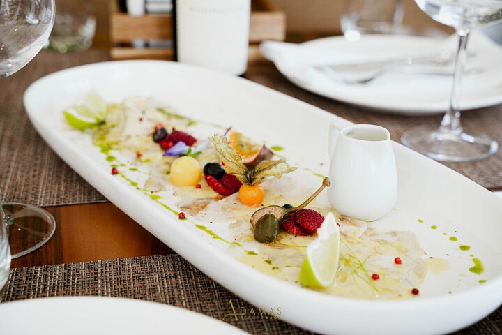 Dining 113 of 148