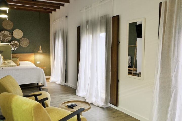 Room 10 of 72