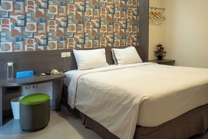 Room 15 of 56