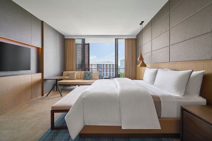 Room 33 of 320