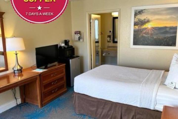 1 Double Bed Mobility Accessible (12 of 15)