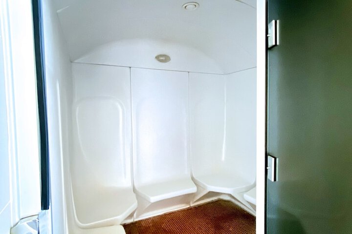 Room 27 of 63