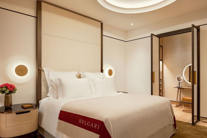 Room 18 of 60