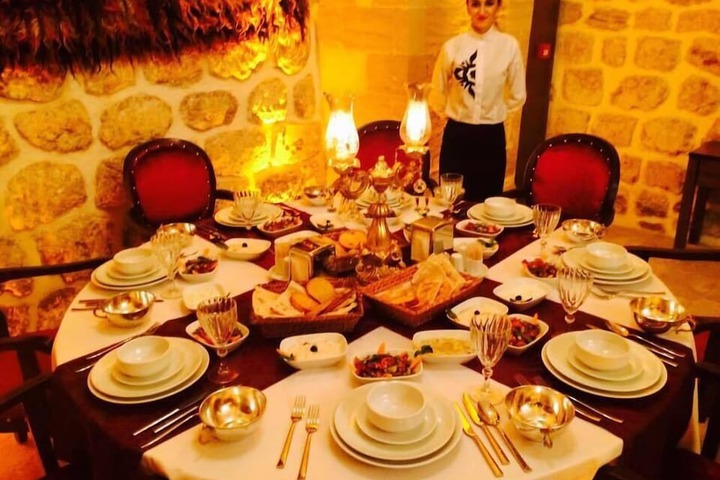 Dining 93 of 158