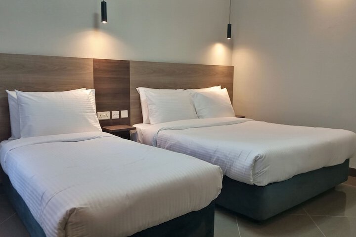 Room 6 of 22