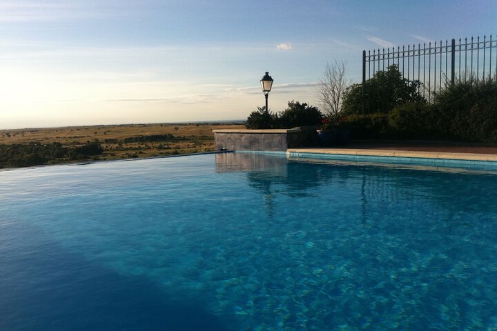 Pools & Facilities