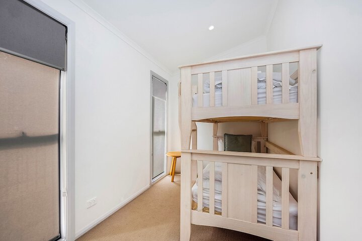 Room 15 of 118