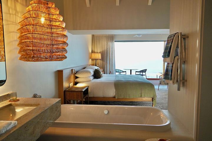 Room 7 of 53