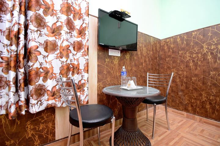 Room 16 of 36