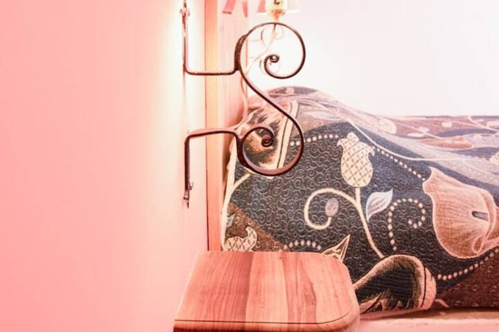 Room 17 of 54