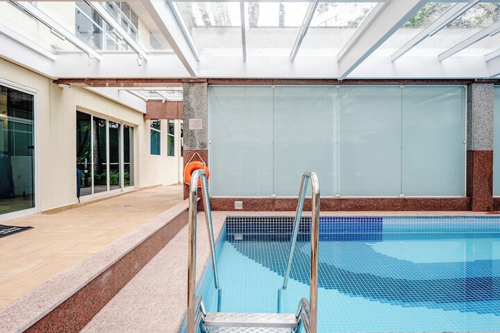 Pool 143 of 240