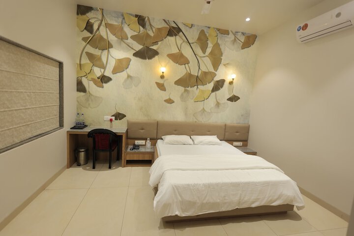 Room 21 of 65