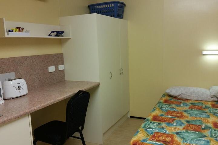 Room 8 of 50