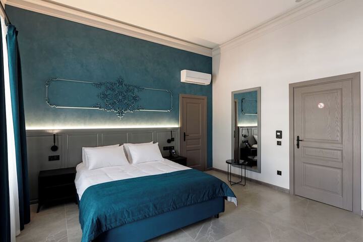 Room 41 of 70