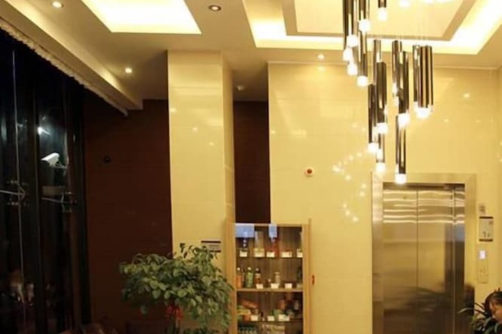 Hotel Interior 3 of 10