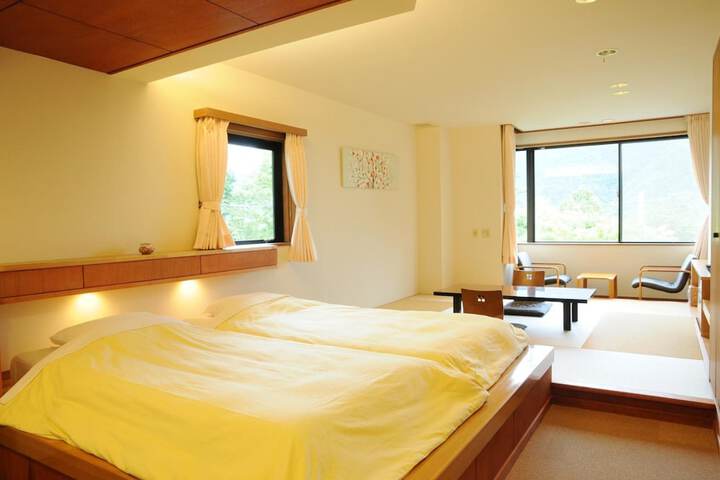 Room 13 of 45