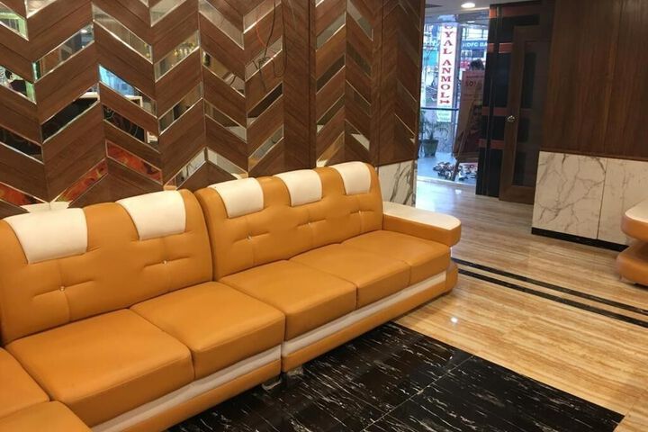 Hotel Interior 7 of 33