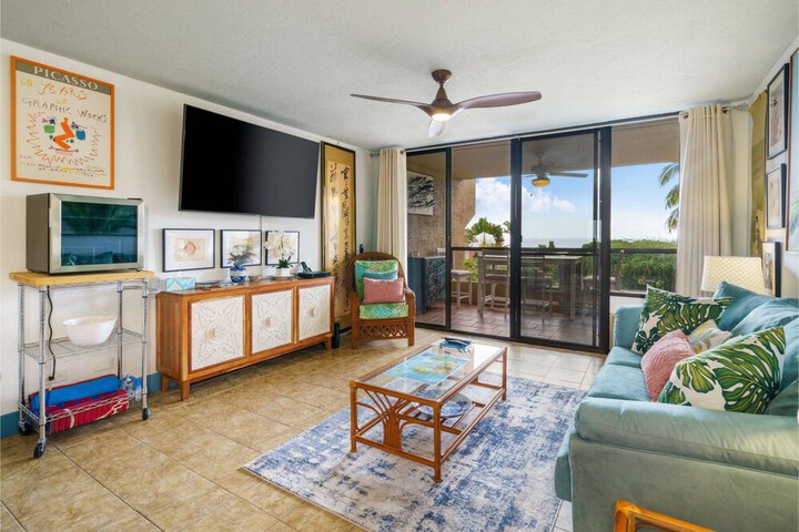 Kona Pacific D623 Condo in Kailua-Kona, HI