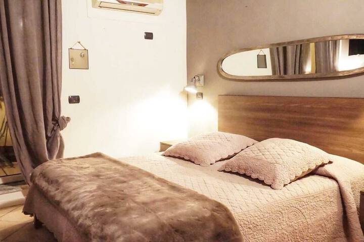 Room 22 of 140