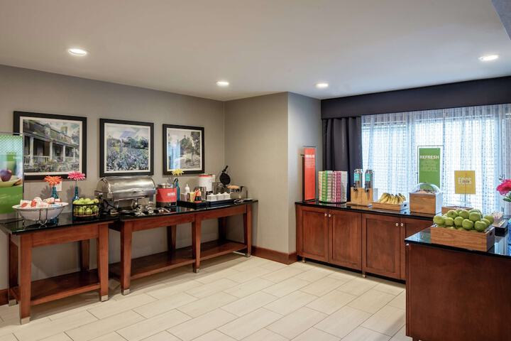 Breakfast area