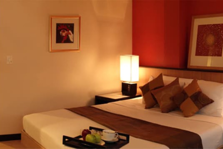 Room 5 of 34
