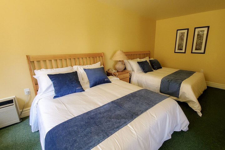 Room 15 of 153