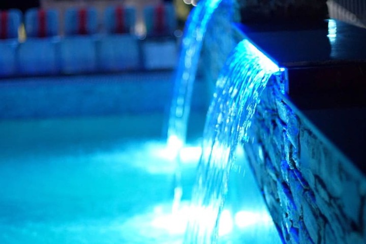 Pool 43 of 103