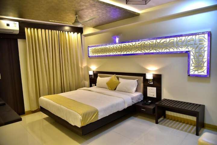 Room 21 of 39