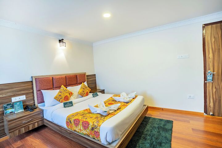 Room 21 of 34
