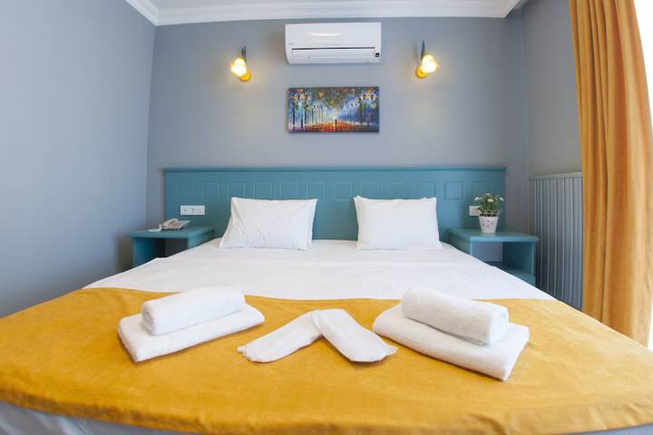 Room 5 of 36