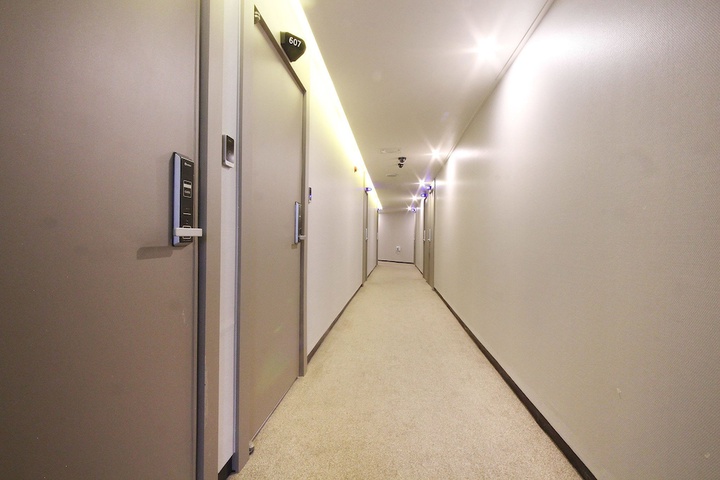Ballroom/Hall 119 of 127