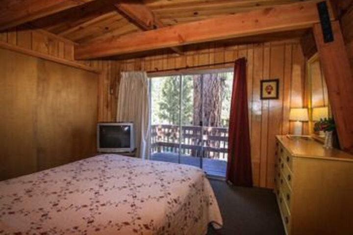Room 12 of 50