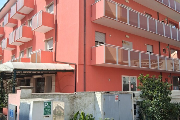 Hotel 78 of 80