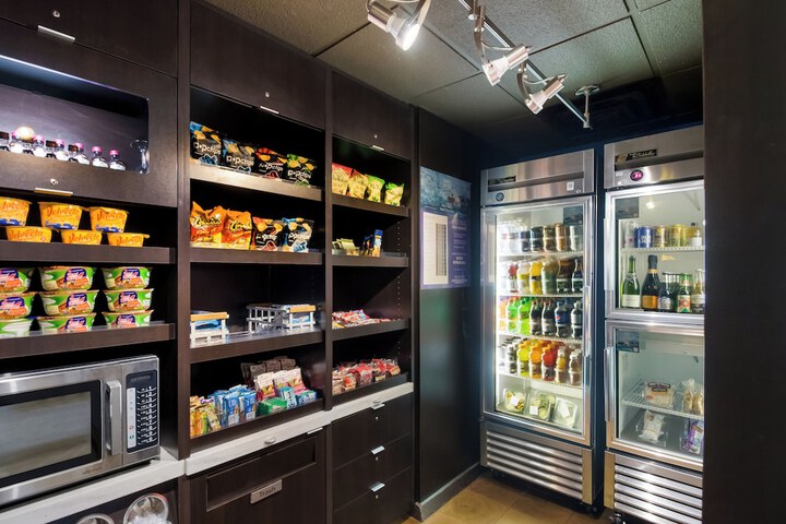 Breakfast/Coffee Service 31 of 38