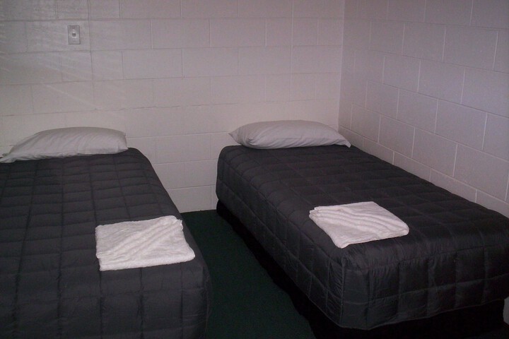 Room 7 of 27