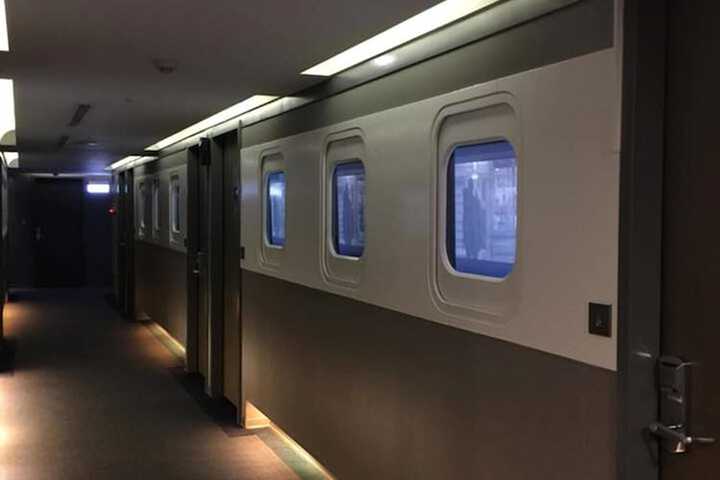 Ballroom/Hall 57 of 61
