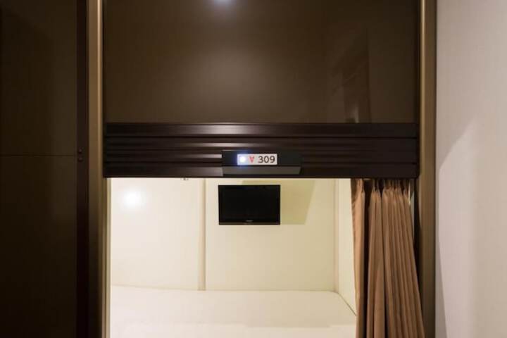 Room 15 of 39