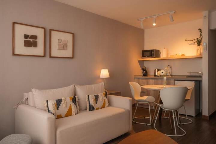 Room 8 of 36